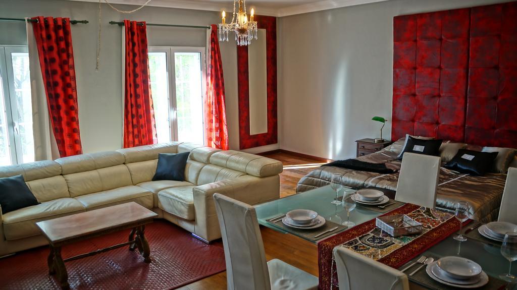 Apartment Center *