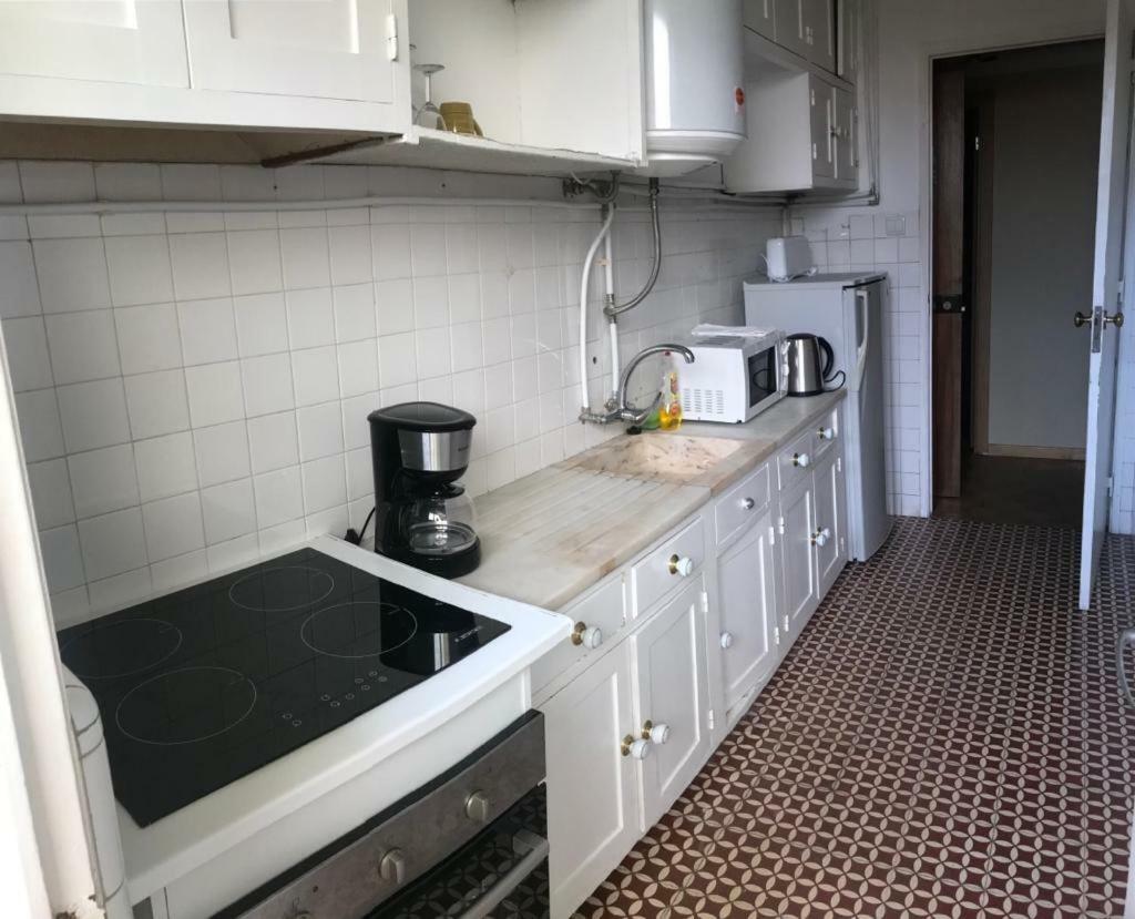 Apartment Center *